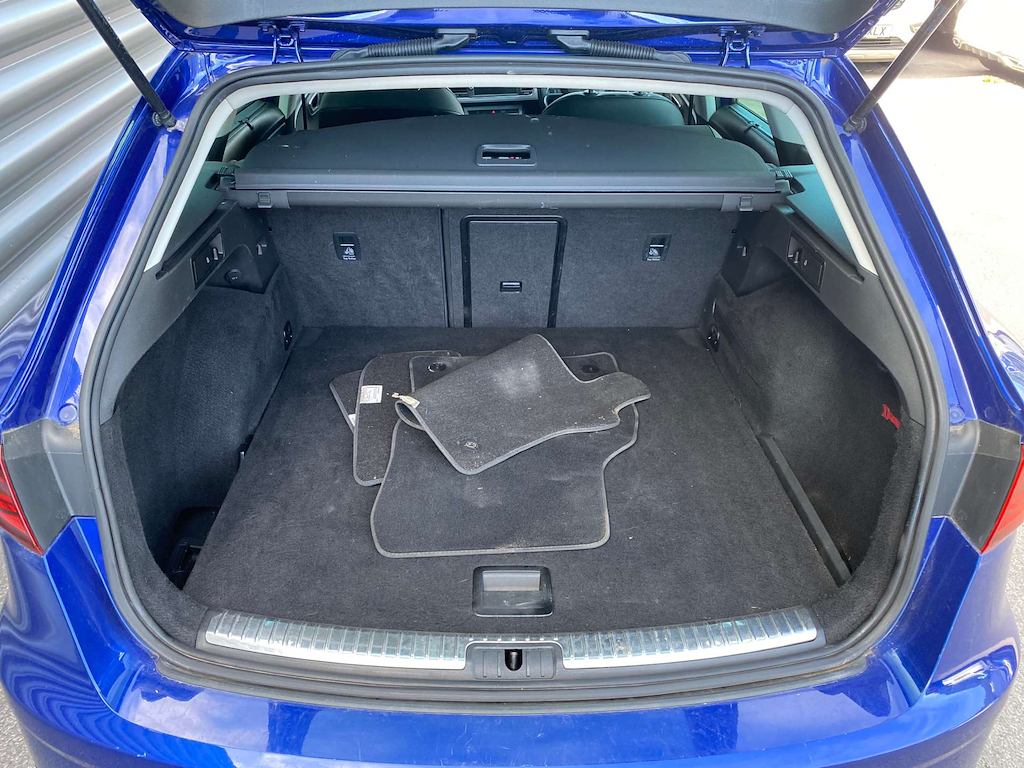 2019 SEAT Leon — image 8