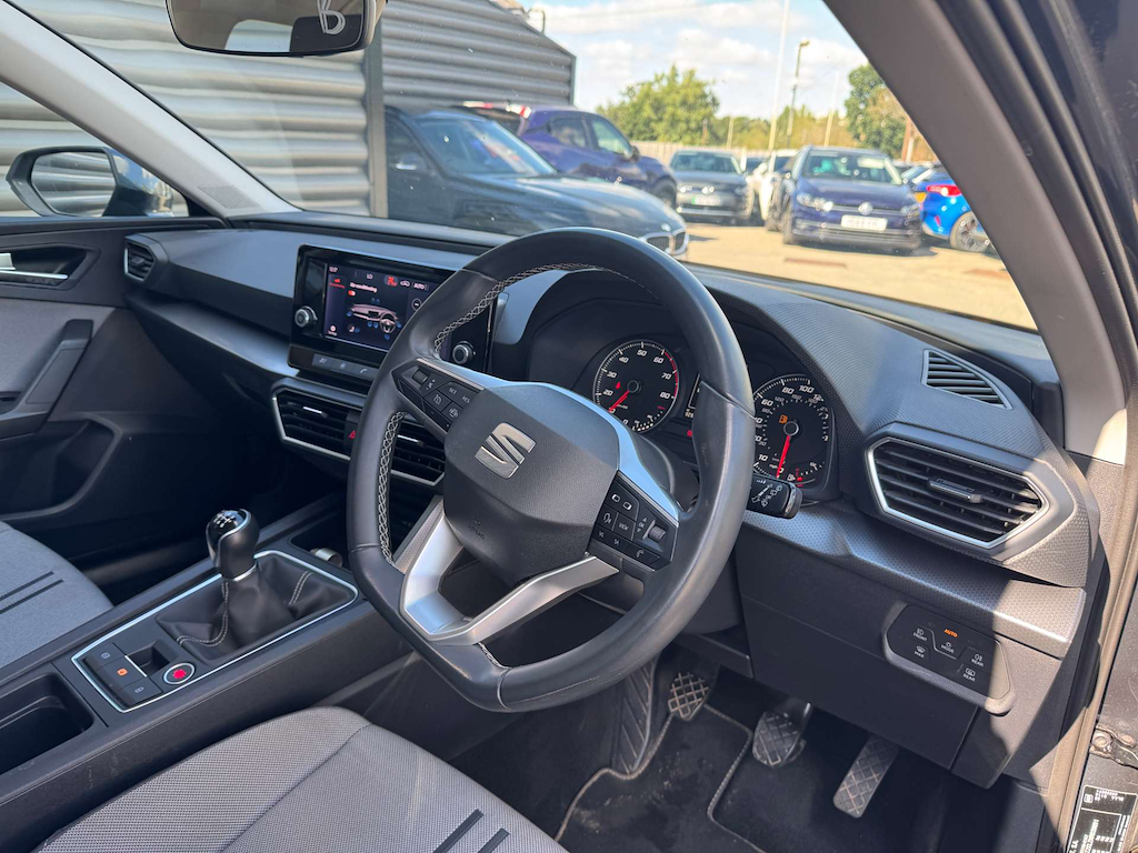 2022 SEAT Leon — image 16
