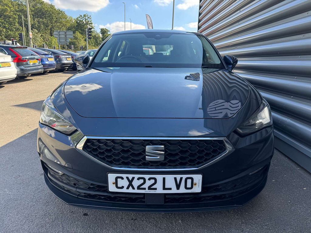 2022 SEAT Leon — image 8