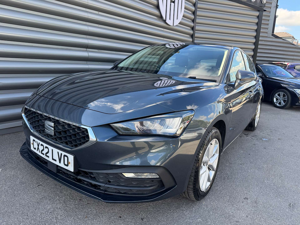 2022 SEAT Leon — image 7