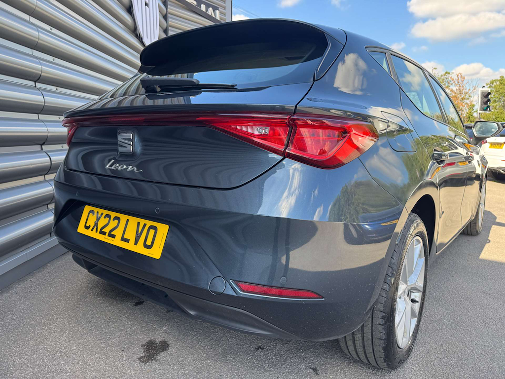 2022 SEAT Leon — image 10