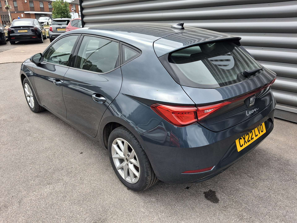 2022 SEAT Leon — image 6