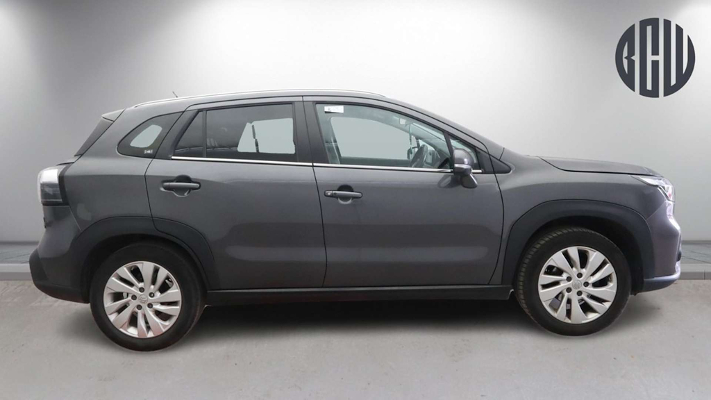 2022 Suzuki SX4 — image 5