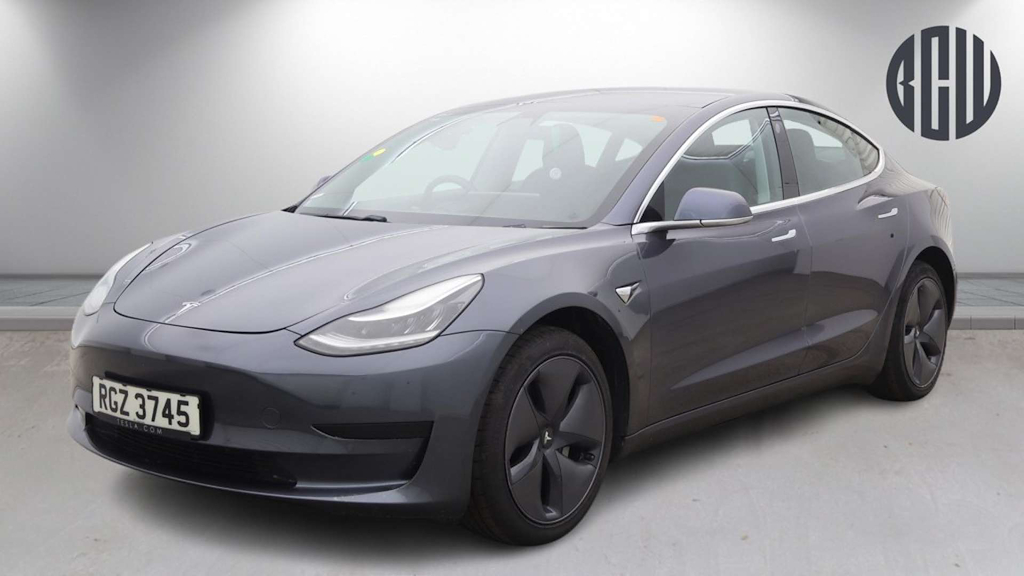2020 Tesla Model 3 — image 2