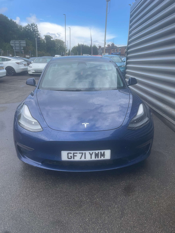 2021 Tesla Model 3 — image 5