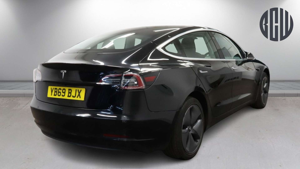 2019 Tesla Model 3 — image 4