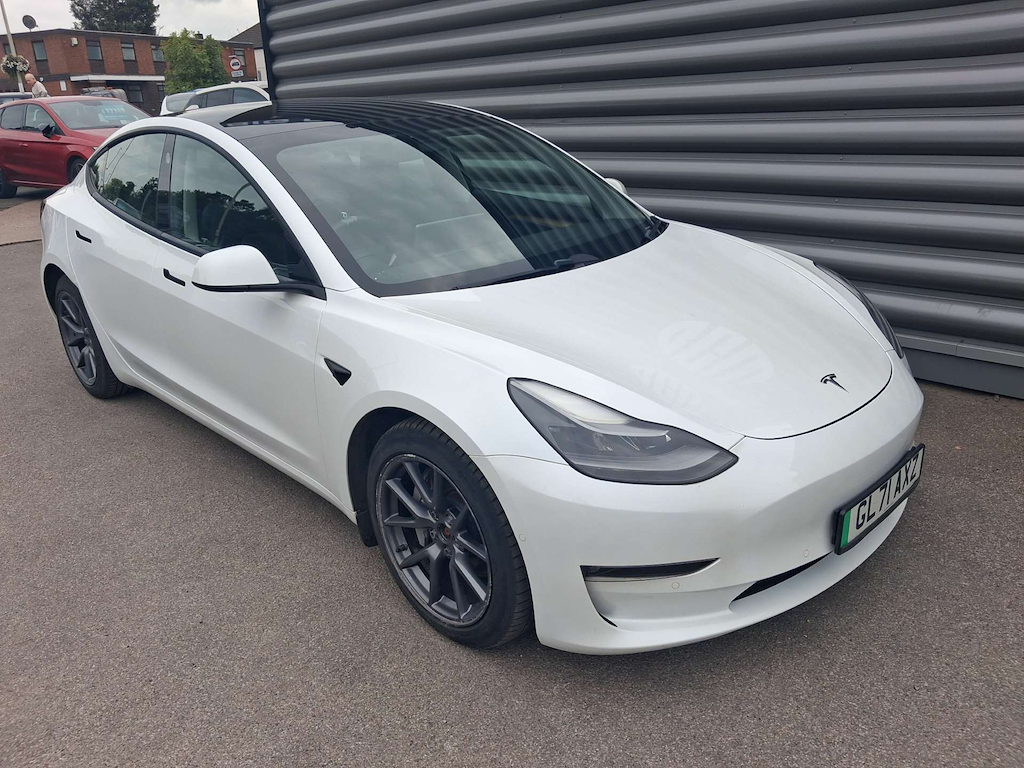 2021 Tesla Model 3 — image 7
