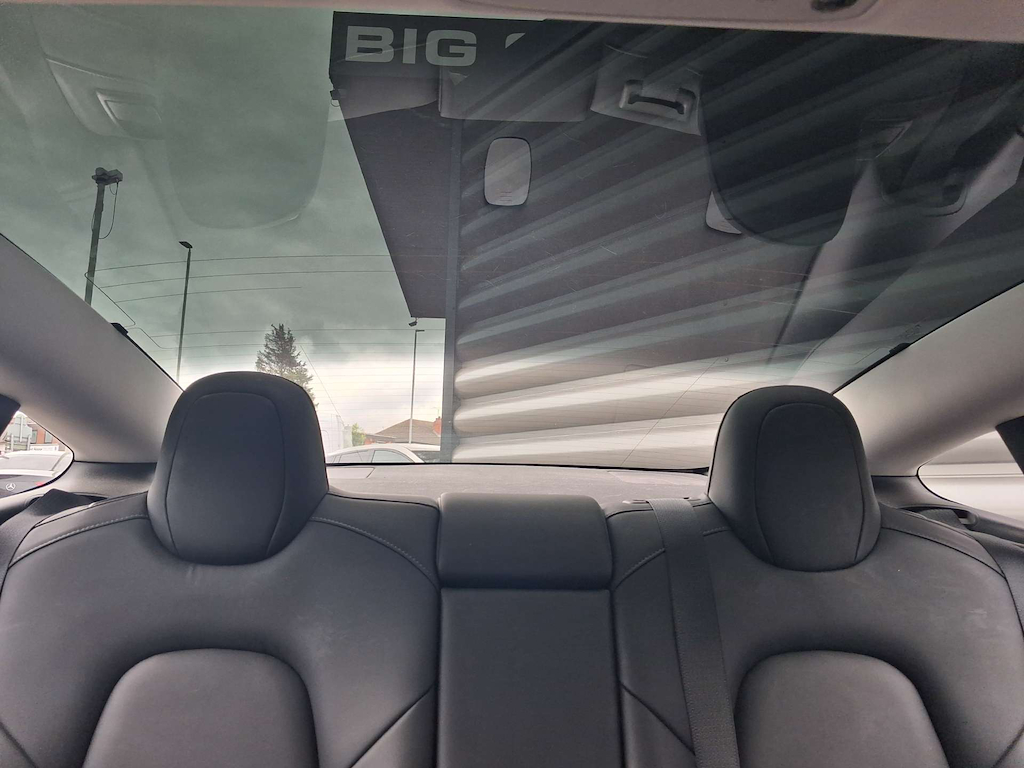2021 Tesla Model 3 — image 9