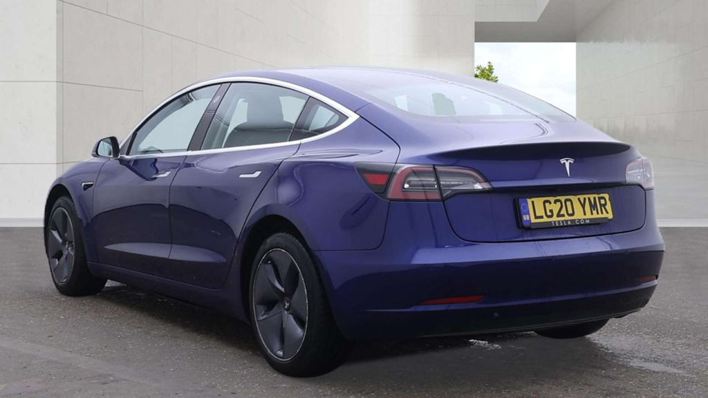 2020 Tesla Model 3 — image 2