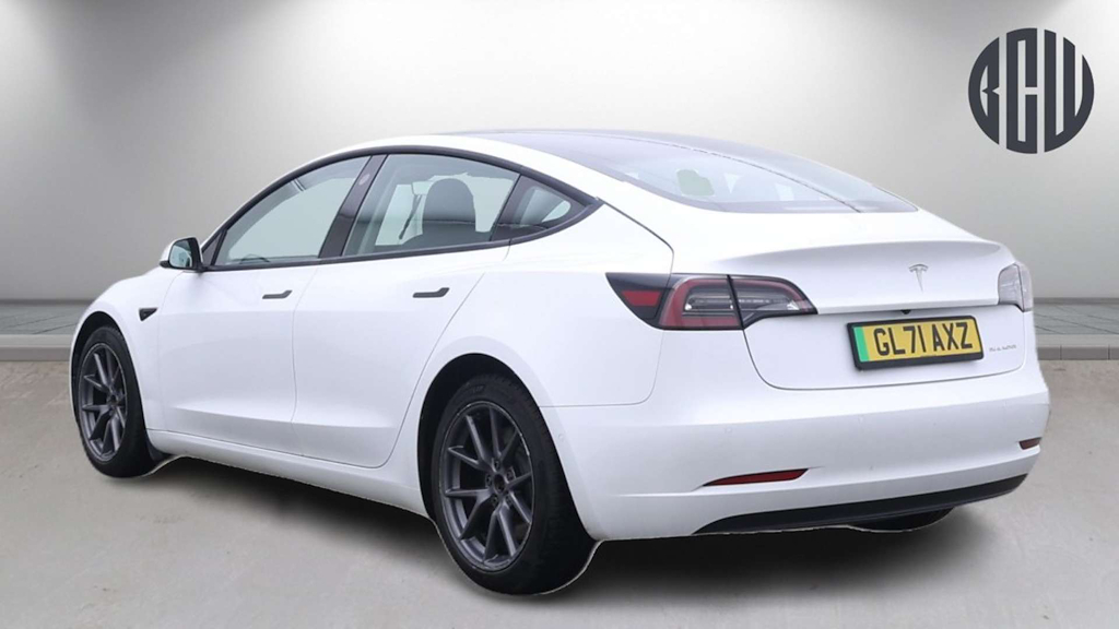 2021 Tesla Model 3 — image 2