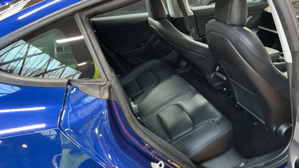 2020 Tesla Model 3 — image 11