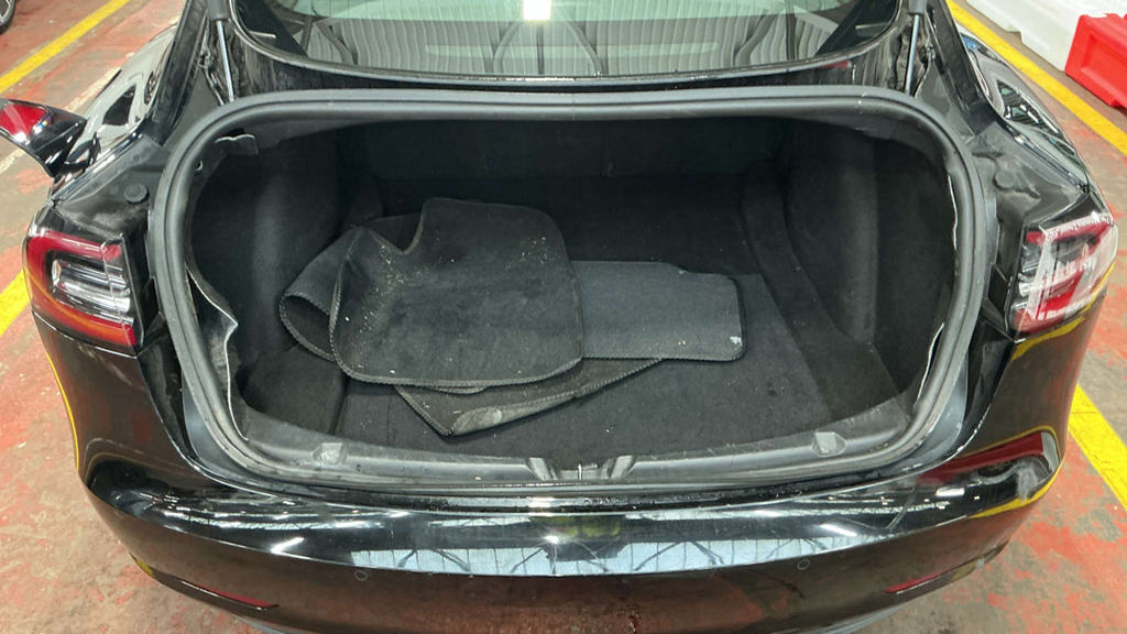2019 Tesla Model 3 — image 5