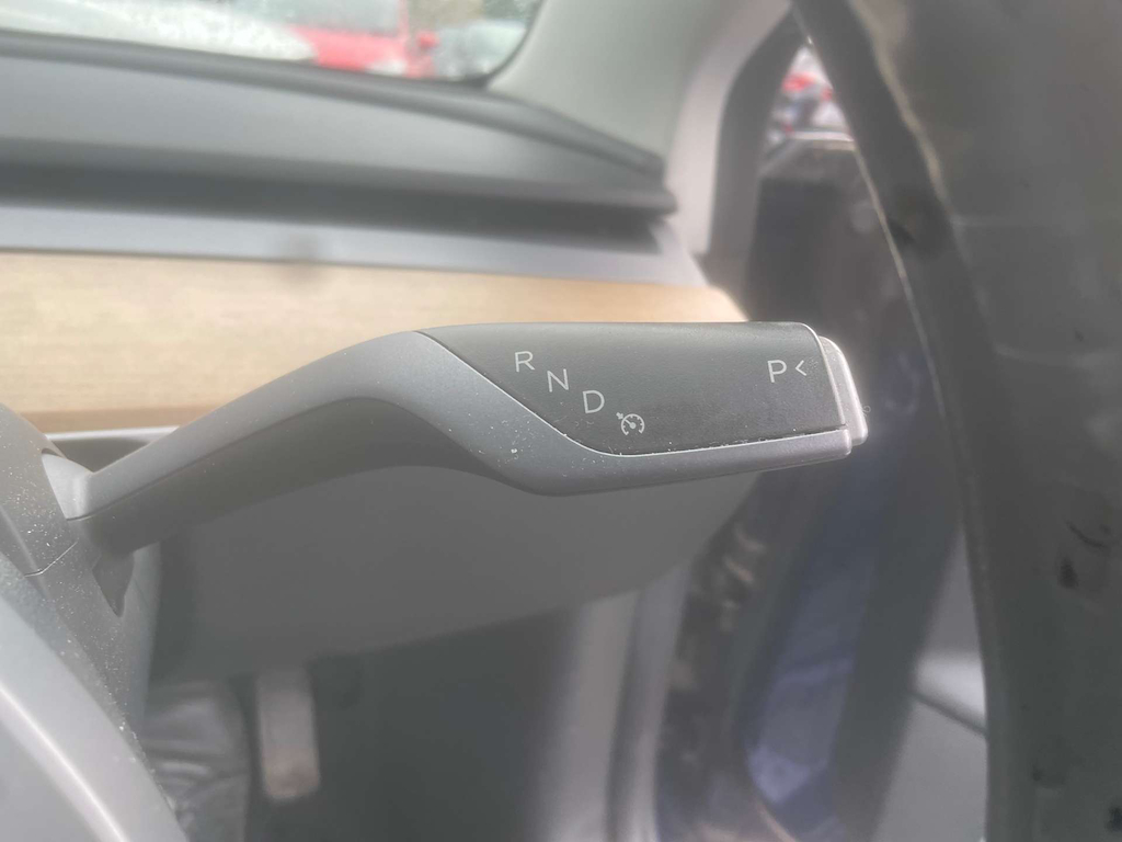 2021 Tesla Model 3 — image 11
