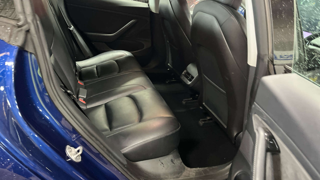 2020 Tesla Model 3 — image 4