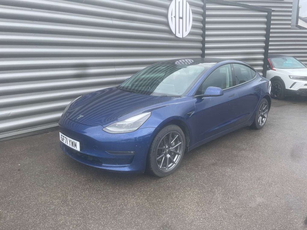 2021 Tesla Model 3 — image 10