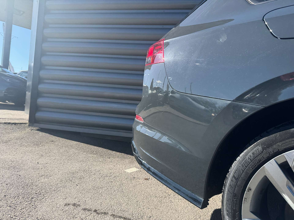 2022 Volkswagen Golf — image 12