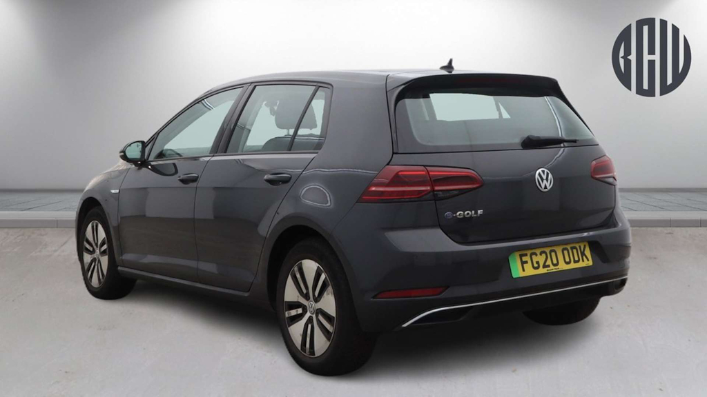 2020 Volkswagen Golf — image 3