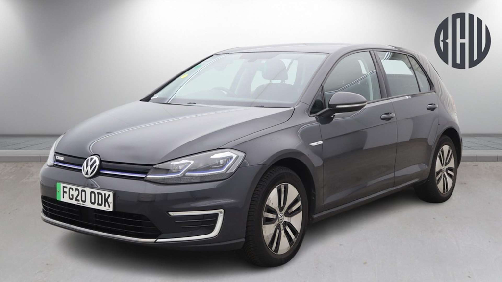 2020 Volkswagen Golf — image 2