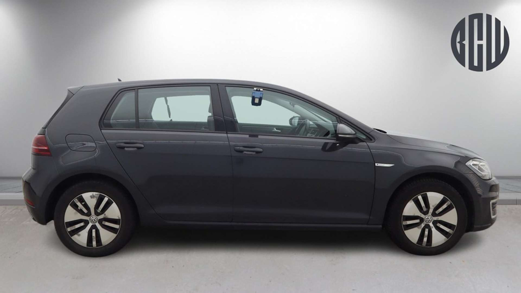 2020 Volkswagen Golf — image 5