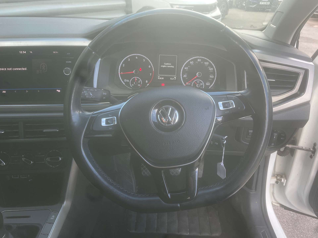 2020 Volkswagen Polo — image 8