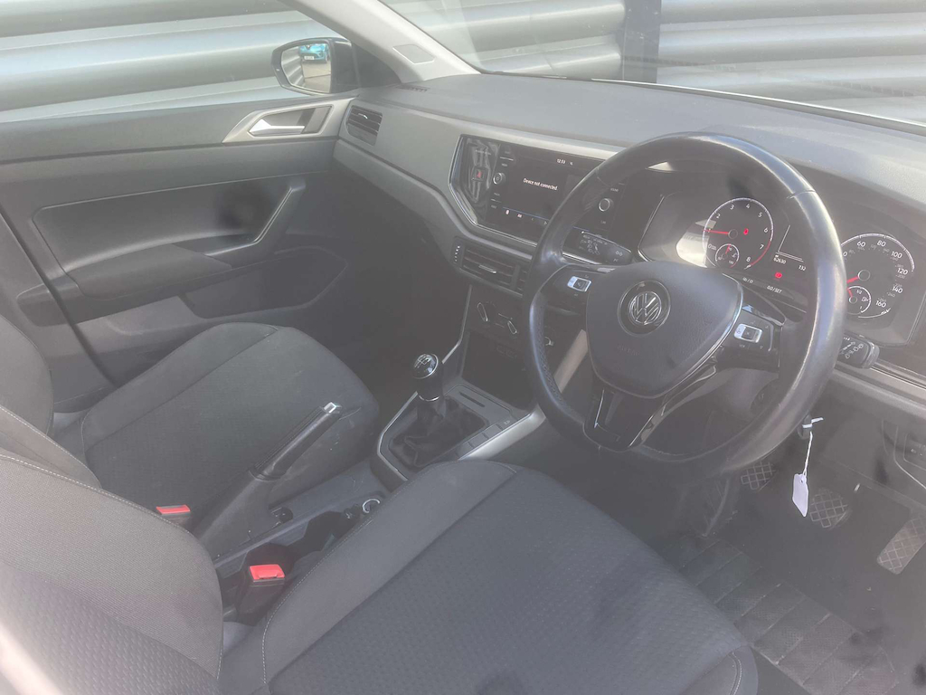 2020 Volkswagen Polo — image 9
