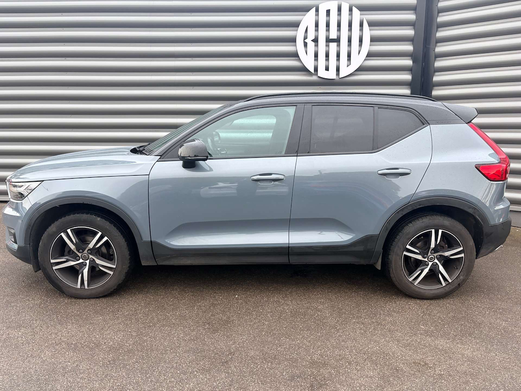 2019 Volvo XC40 — image 3
