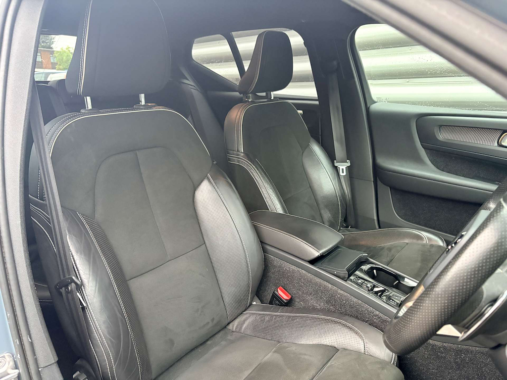2019 Volvo XC40 — image 16