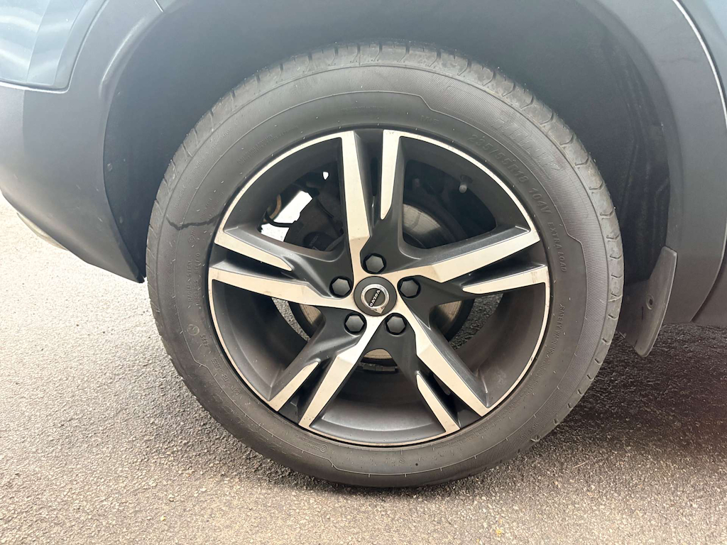 2019 Volvo XC40 — image 43