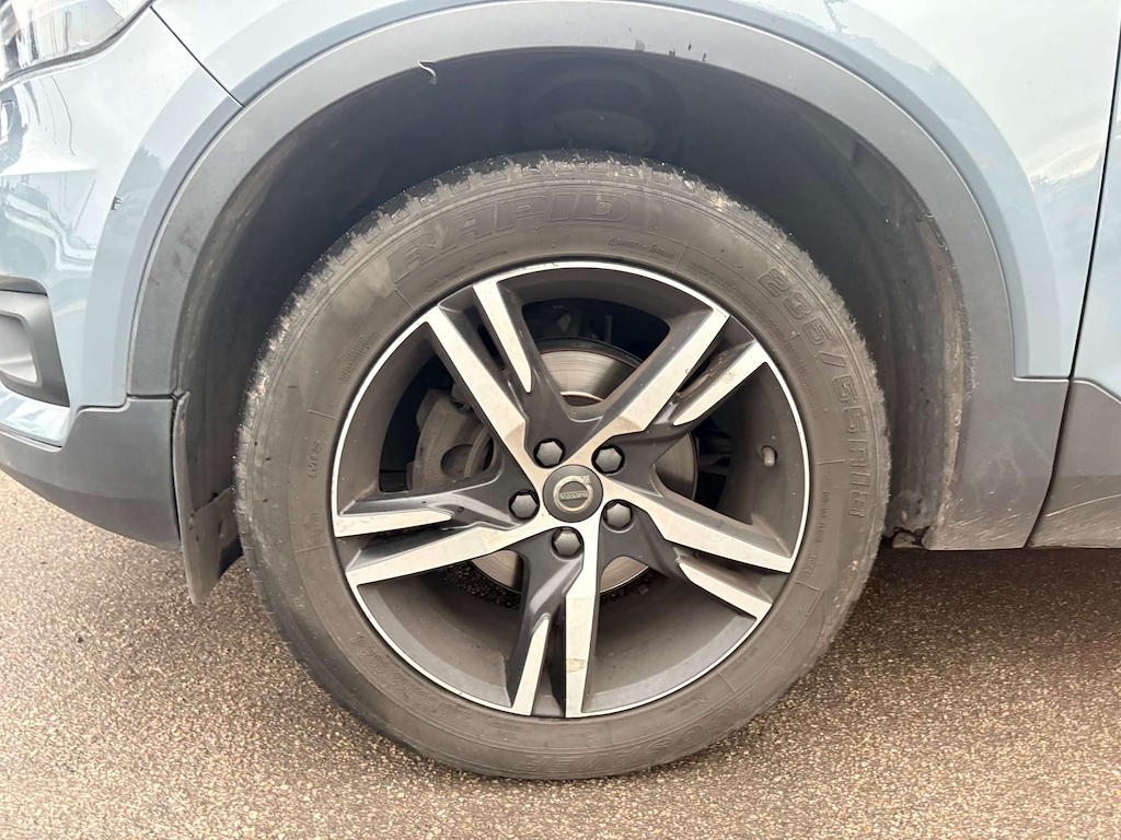 2019 Volvo XC40 — image 40