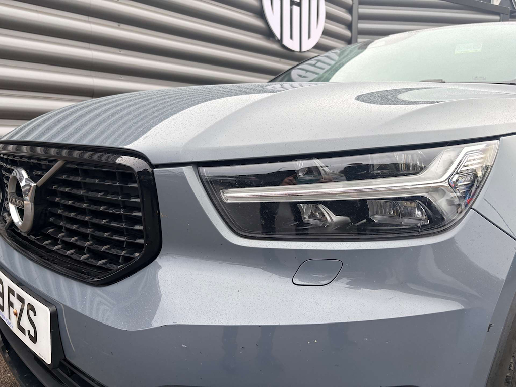 2019 Volvo XC40 — image 11