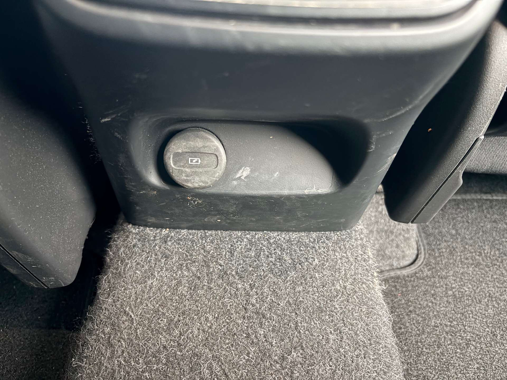 2019 Volvo XC40 — image 34
