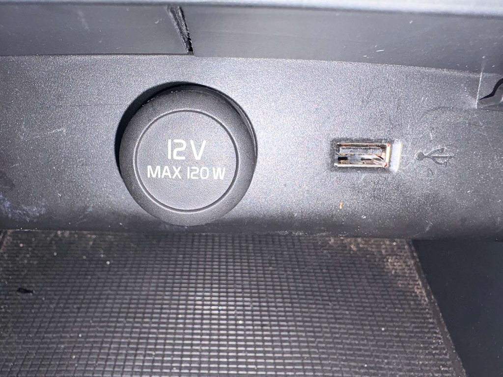 2019 Volvo XC40 — image 32