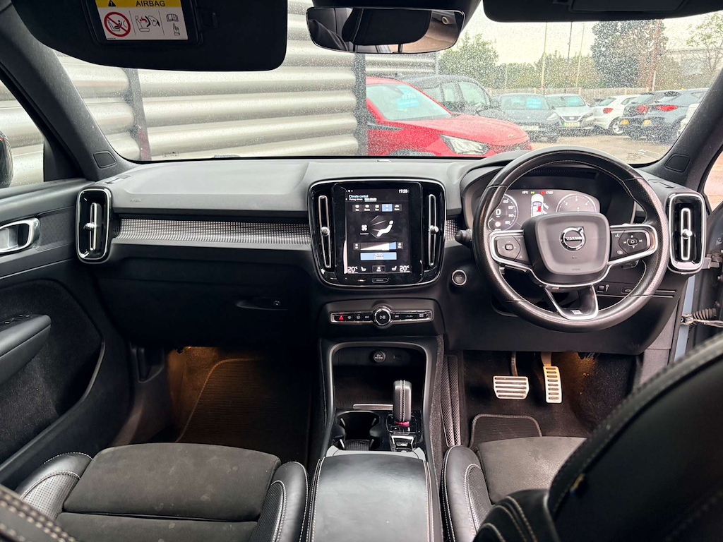 2019 Volvo XC40 — image 17