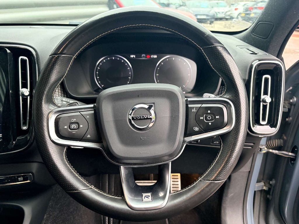 2019 Volvo XC40 — image 15