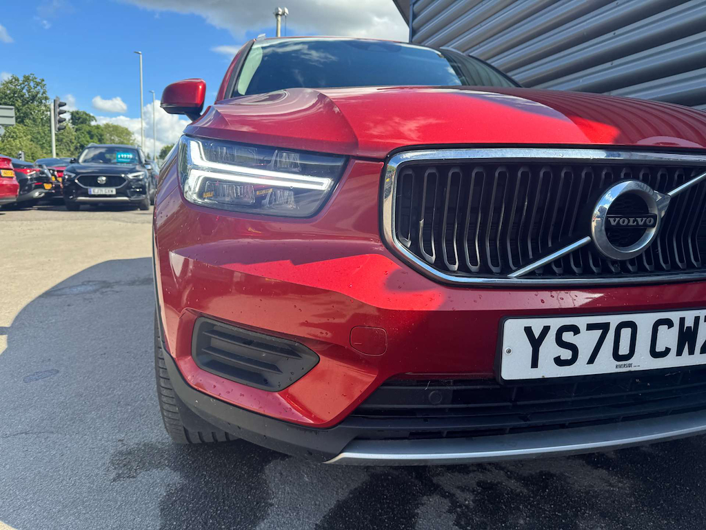 2020 Volvo XC40 — image 8