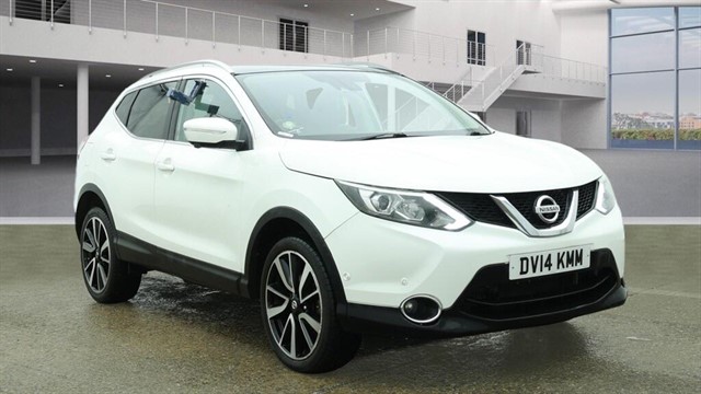 2014 QASHQAI 1.6 DCI TEKNA SUV 5DR DIESEL MANUAL 4WD EURO 5 S S... photo