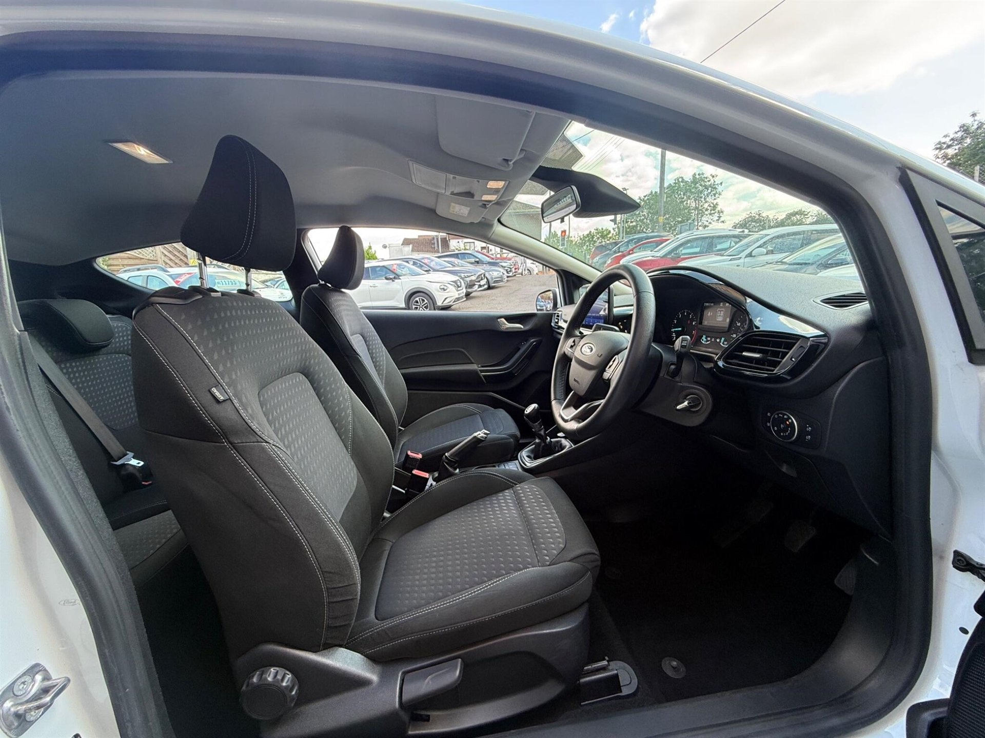 2019 Ford Fiesta thumbnail 8