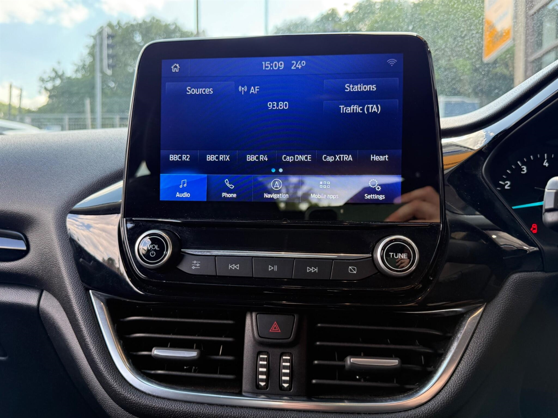2019 Ford Fiesta thumbnail 19