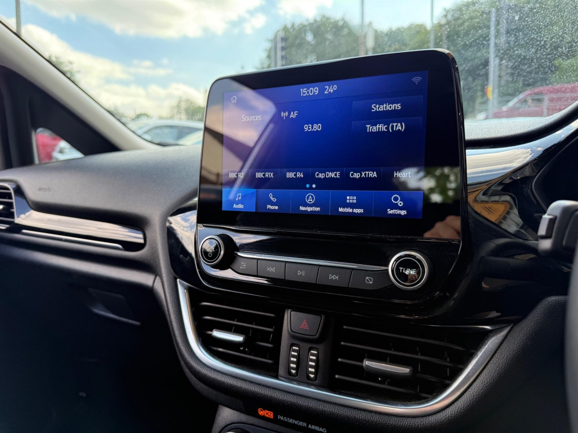 2019 Ford Fiesta thumbnail 20