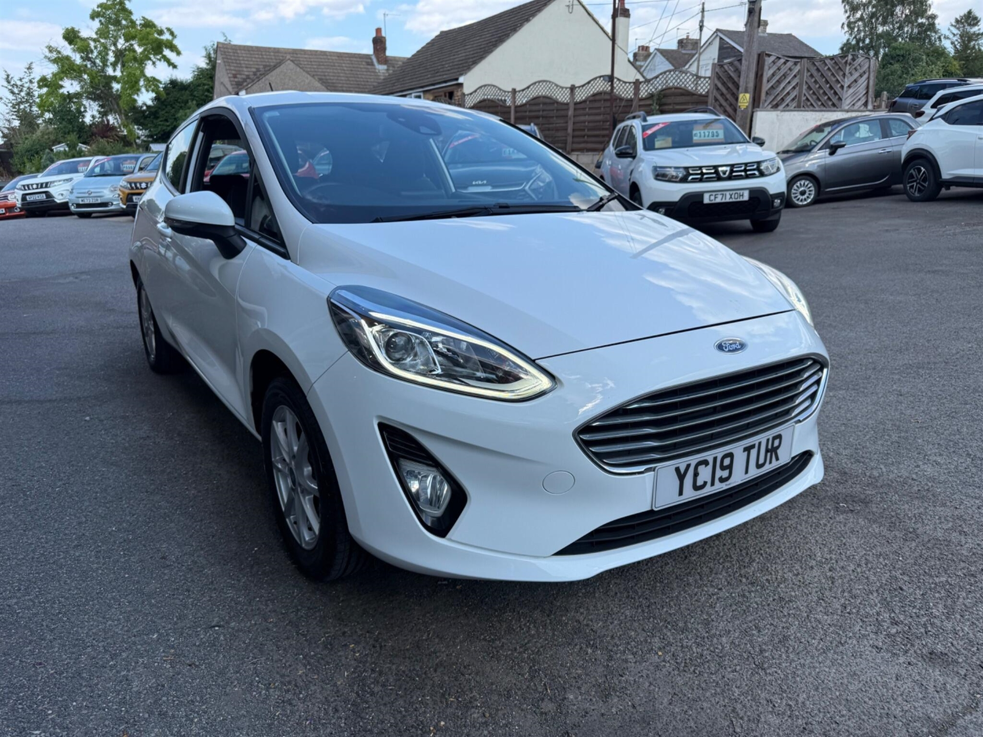 2019 Ford Fiesta thumbnail 3