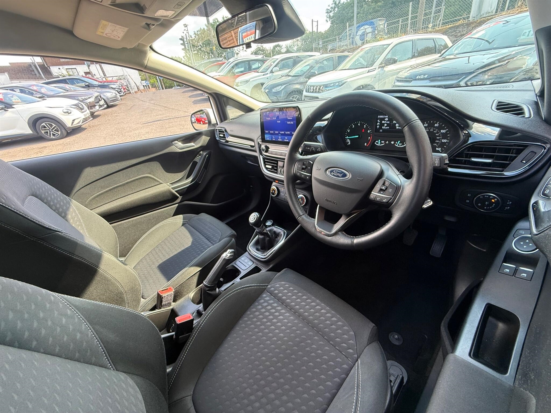 2019 Ford Fiesta thumbnail 16