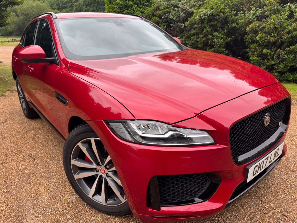 Jaguar F-Pace