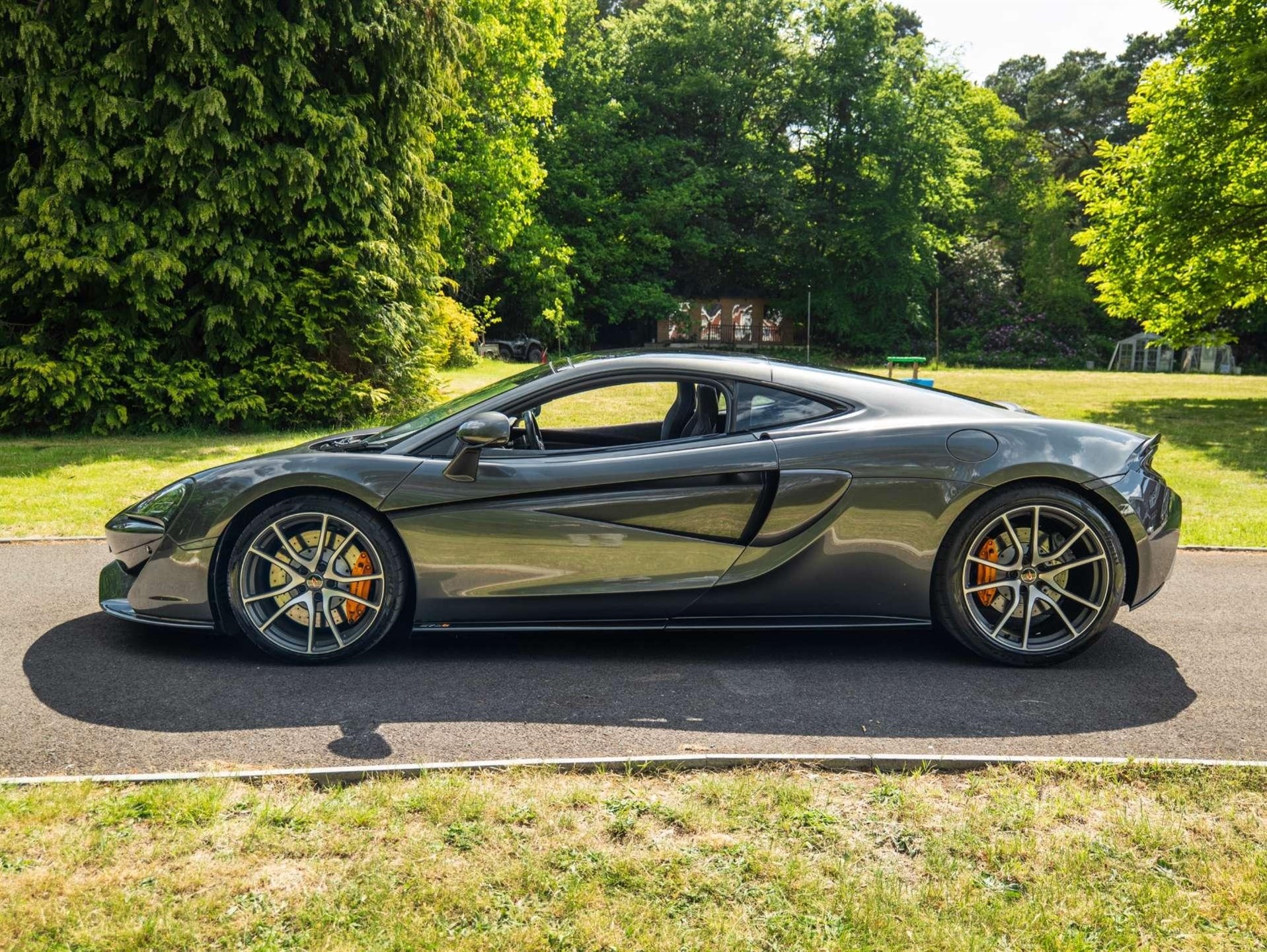 Used McLaren 570GT