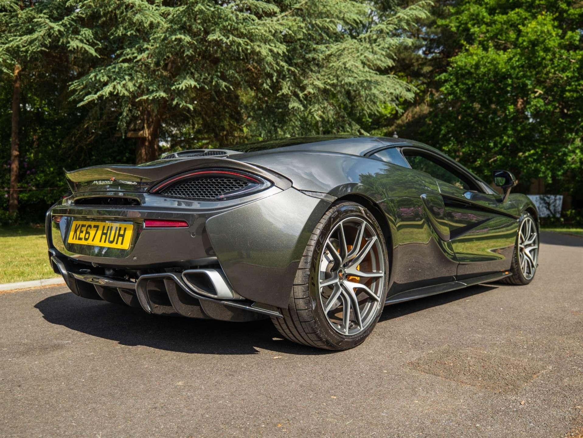 Used McLaren 570GT