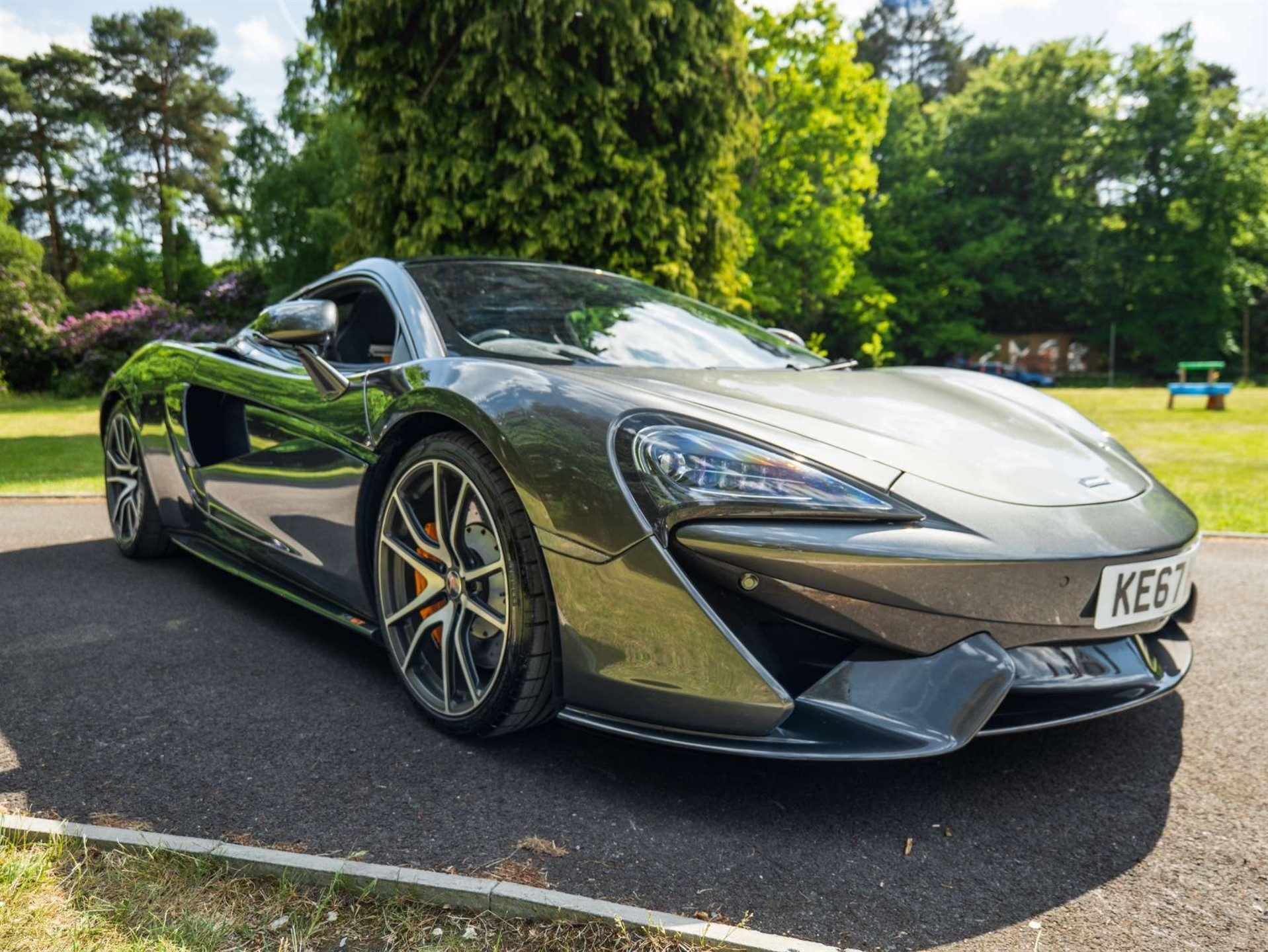 Used McLaren 570GT