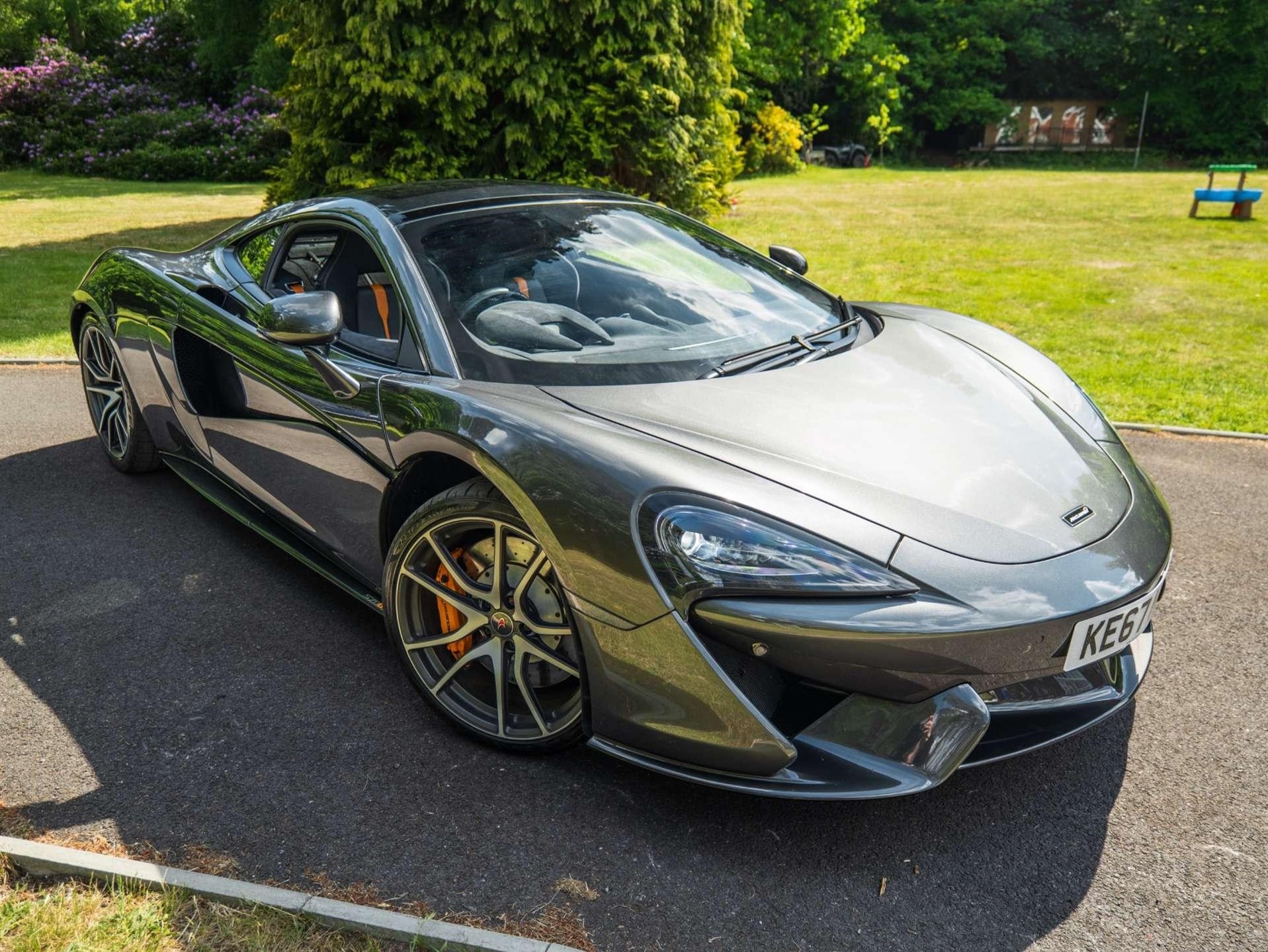 Used McLaren 570GT