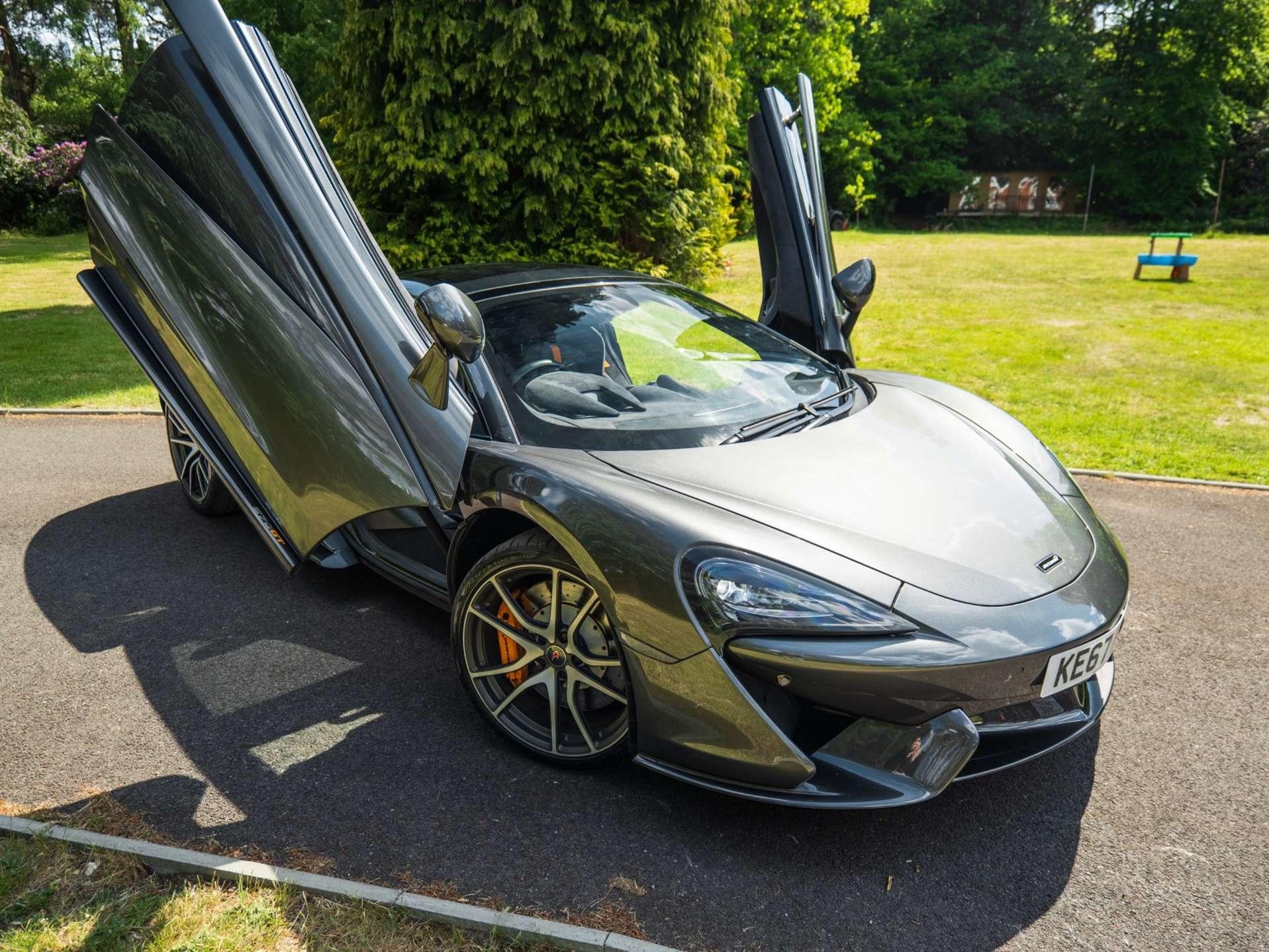Used McLaren 570GT