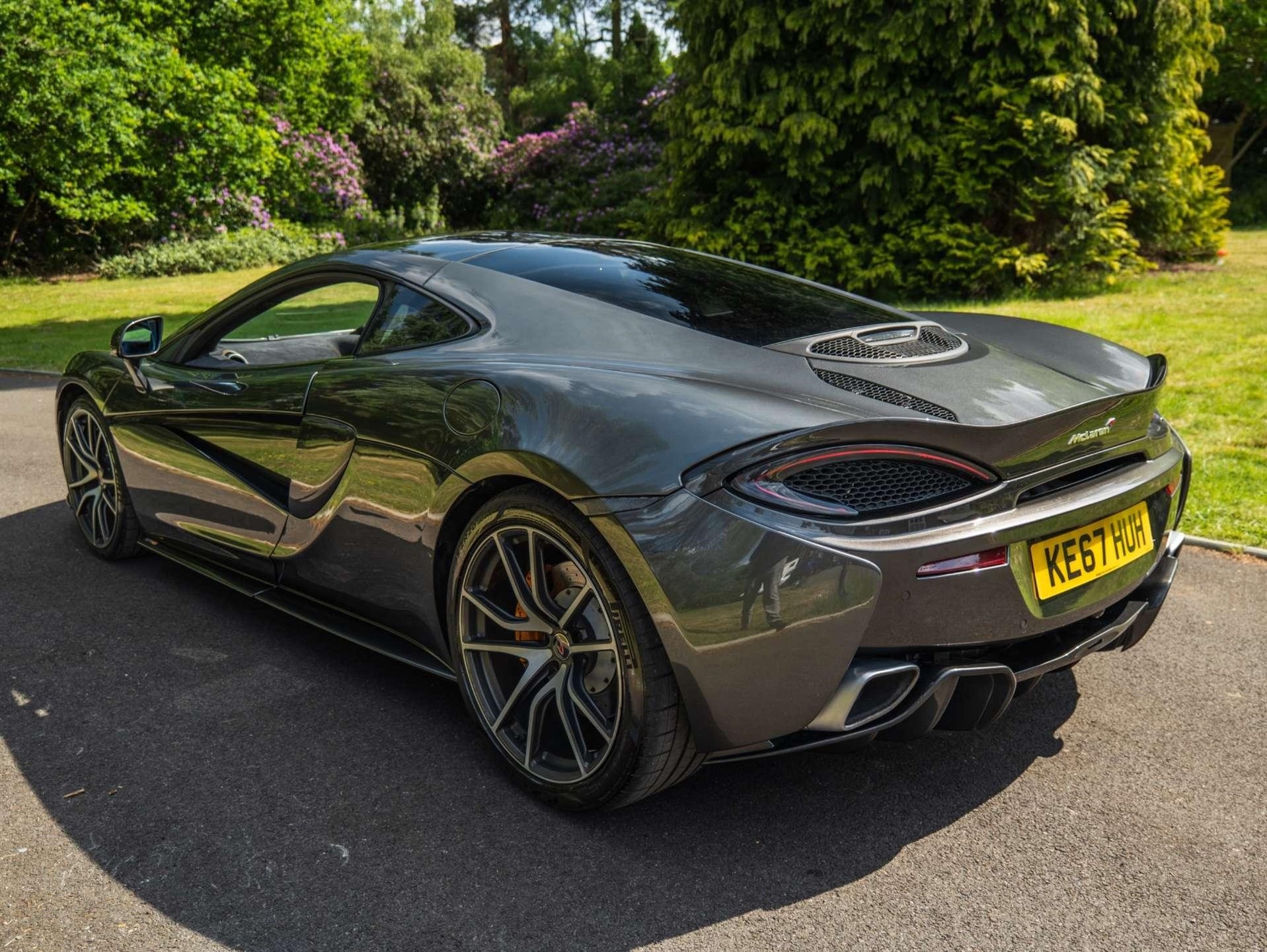 Used McLaren 570GT