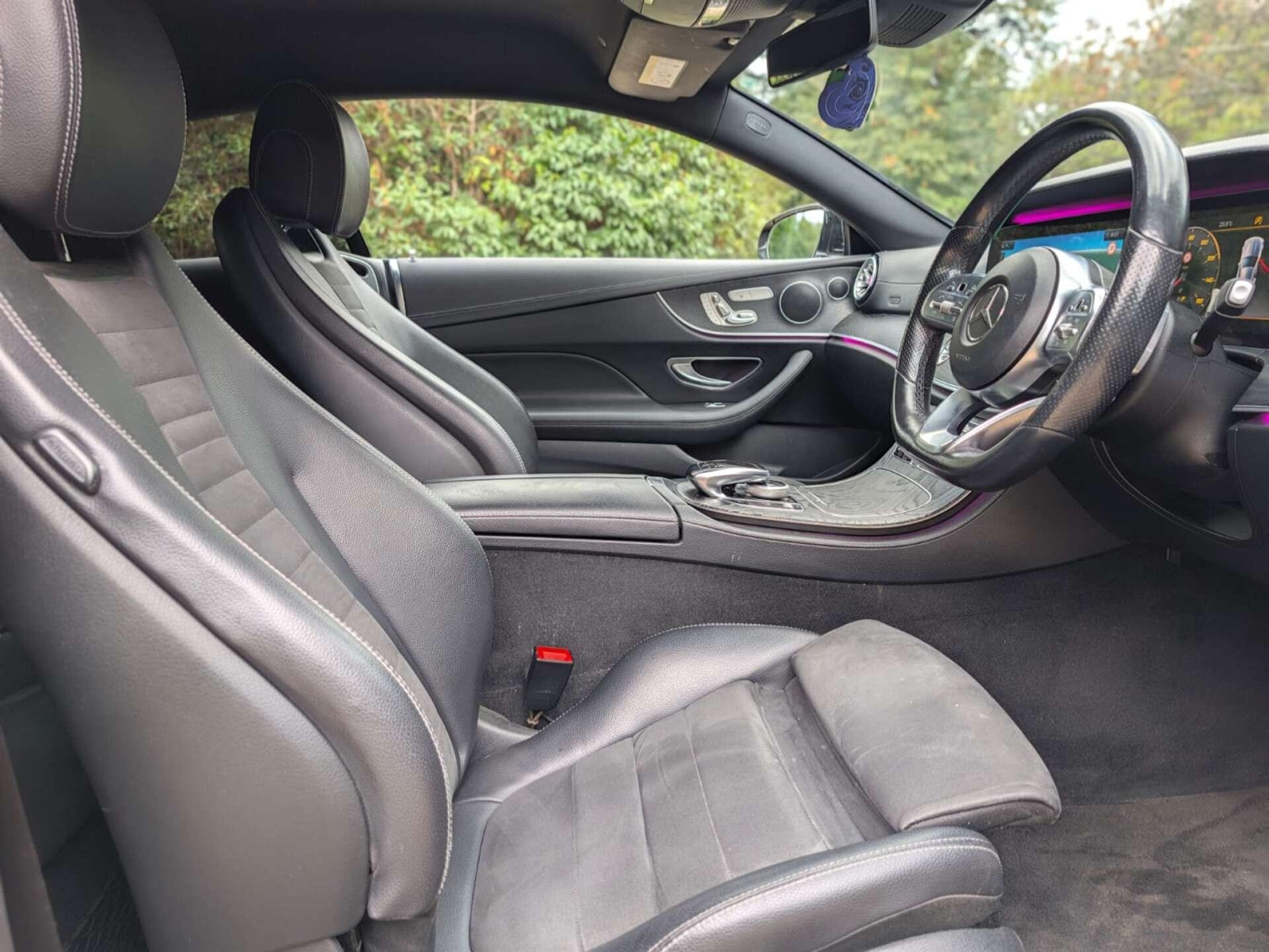 Used Mercedes E220