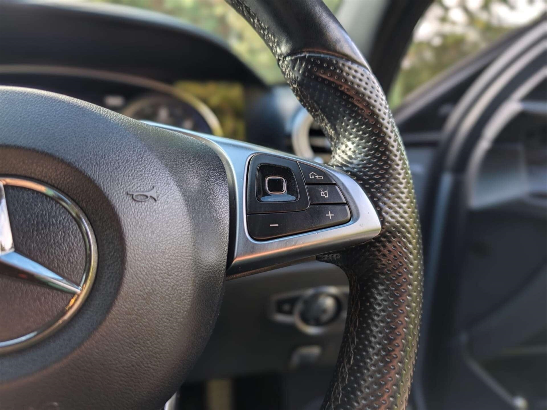 Used Mercedes E220